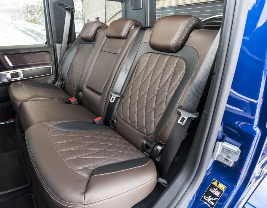 Интерьер Mercedes-Benz G350 d (W463) 2019 года  (WW) (фото 25 из 41)
